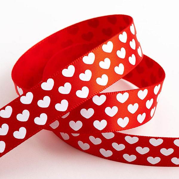 love-heart-satin-ribbon